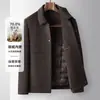 Chaqueta de lana hecha a mano para hombre, estilo otoño e invierno, con forro de plumón desmontable, adecuada para hombres jóvenes y de mediana edad, una prenda exterior cálida y elegante para negocios