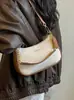 Yuezhi 2026 Verano Nuevo de Moda Bolso de Hombro para Debajo del Brazo con Colores Contrastantes Texturizados para el Trabajo y los Viajes Diarios Bolso Cruzado