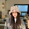 Nuevo Sombrero Casual Estilo Coreano para Mujer, Invierno Lindo Felpa Estampado Leopardo Sombrero de Pescador, Versión Coreana, Cálido y Versátil Sombrero Cubo Estudiante