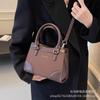Bolsas Pequeñas de Diseño de Nicho al por Mayor para Mujer 2026 Nueva Moda Bolso Retro Bolso Cruzado Bolso de Hombro para el Trabajo