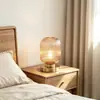 Lámpara de Mesa Pequeña de Vidrio con Atmósfera Moderna y Simple Lámpara de Mesita de Noche de Lujo Accesible Escandinavo Decoración Retro Lámpara de Mesa Creativa Personalizada para Dormitorio
