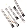 Palitos de suco picados, batidas violentas com martelo de limão, palito de suco picado, coqueteleira, copo de aço inoxidável, espremedor de frutas, martelo de gelo