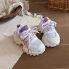 Tênis da Moda para Meninas 2026 Primavera/Verão Novo Modelo Infantil Confortável Versátil Tênis de Pai Tênis de Corrida Tendência
