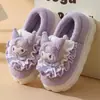 Chinelos de Algodão Gato Hellokitty Femininos Inverno Salto Bolsa 2024 Novo Fofo Pelúcia Forro de Lã Pós-parto Sapatos de Algodão para Mulheres