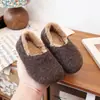 Sapatos Peludos para Mulheres, Sapatos de Veludo e Algodão de Inverno para Usar na Rua, Moda Retrô, Celebridade da Internet, Sapatos Slip-On Versáteis, Sapatos Baixos