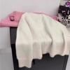 Suéter de Punto Kaning Estilo Suave Reductor de Edad Cuello en V para Mujer Nuevo Estilo Otoño e Invierno 2026 Holgado y Perezoso Suéter Interior