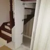 Armarios de Almacenamiento bajo las Escaleras, Almacenamiento Angulado Hecho a Medida, Puertas de Armario Deslizables para Ático, Loft Personalizado Tipo Cajón