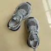 Tênis Dad Shoes Feminino 2026 Novo Outono Couro Macio Sola Grossa Ultra Leve Sola Macia Moda Casual Tênis Esportivo Ins Tênis Tendência