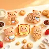 Oso Pequeño de Dibujos Animados Juguete Comestible Accesorios de Resina Pegamento de Crema DIY Pegatinas para Funda de Teléfono Escena en Miniatura de Paleta de Pan Adornos