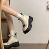 Botas Martin negras de suela gruesa con diseño de muffin vintage para mujer, temporada de invierno 2024, nuevas botas Martin cortas de estilo británico que combinan con todo.