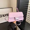 Bolso de Mano Pequeño con Patrón de Cocodrilo para Mujer 2026 Modelo Nuevo Color Sólido Nicho de Gama Alta Simple Versátil Bolso de Hombro