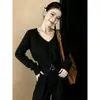 Elegante e estiloso top de café com meio zíper, novidade outono/inverno 2026, gola V, malha casual para o dia a dia, manga longa