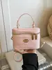 Bolso de Mujer de Gama Alta de Nicho 2026 Nuevo Primavera Versátil Retro Bolso Cruzado Bolso de Mano de Gamuza Bolso Cubo
