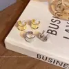 Pendientes Minimalistas Irregulares en Forma de C para Mujer, Pendientes de Diseño Sencillo de Nicho, Pendientes Versátiles de Moda para Commuter al por Mayor