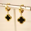 Pendientes de Acero de Titanio con Diseño de Trébol de Cuatro Hojas, Clásico Popular Transfronterizo, Diseño de Nicho Simple, Moderno y Versátil, Precio de Fábrica de Gama Alta