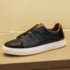 Sapatos Brancos Masculinos de Primavera Sapatos de Lona Couro Bovino Camada Superior Sapatos Casuais Masculinos Tendência Jovem Couro Genuíno Palmilha de Látex Moda Versátil