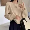 Suéter de Color Sólido Suave Nuevo Estilo Coreano para Primavera y Otoño, Suéter Pulóver Minimalista Hueco a Máquina con Hebilla de Perla, Suave y Sedoso, Versátil