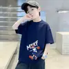 Camiseta infantil de algodão puro de manga curta para meninos, roupa infantil casual e estilosa de verão para meninos, top de meia-manga tingido em degradê