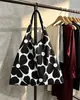 Bolsa tote grande de nylon com estampa preto e branco 2026 nova à prova d'água para mãe e filha, personalizável com logotipo, estilo bolsa de ombro