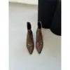 Botas de Salto Grosso Estilo Retrô Francês com Bico Fino e Tiras Cruzadas no Tornozelo para Mulheres, Novo Modelo Outono/Inverno 2026