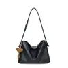 Bolsa de ombro vintage transfronteiriça para mulheres, nova bolsa de axila de nicho de alto valor, bolsa versátil de ombro e transversal atacado
