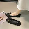 Outono de 2025 Novo Estilo Laço Boca Rasa Versátil Sapatos Baixos de Trabalho Bico Fino Sapatos Baixos Confortáveis Camurça Sapatos Únicos para Mulheres