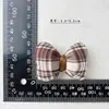 Tecido de Algodão Preenchido com Xadrez JK Acessório de Laço DIY Flor para Sapato Acessório para Chapéu Capa de Celular Broche para Bolsa