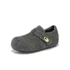 Mules Cinza Augusden com Forro de Lã para Mulheres 2026 Novo Outono e Inverno Sola Grossa Cobertura Total Slip-On Sapatos de Algodão Pelúcia