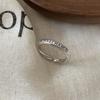 Anillo Ringge Vintage Estilo Antiguo con Letra Anillo de Dedo para Mujer Lujo Ligero Alto Nivel Anillo de Industria Pesada Abertura Ajustable