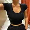 Primavera e Verão Coreia do Sul Nova Popular na Internet Camiseta Grande Decote U Manga Curta Feminina Sexy Figura Umbigo à Mostra Cor Sólida Top Curto