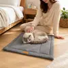Nueva alfombrilla para gatos, suave, cómoda, agradable para la piel, antideslizante, adecuada para múltiples escenarios, colchoneta universal para dormir de mascotas, accesorios para mascotas