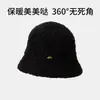 Sombrero de pescador de alta gama súper elegante para mujer hecho de lana de cordero, adecuado para otoño e invierno, estilo coreano, versátil y estiliza el rostro, sombrero tipo cubo de moda