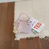 Bolso Cubo de Moda de Shuai Mi 2025 Primavera Nuevo Bolso de Hombro de Moda Vintage para el Trabajo y los Desplazamientos Bolso Cruzado