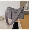 Bolso cuadrado pequeño informal de moda estilo coreano, con múltiples bolsillos y gran capacidad, versátil para viajes y compras, se puede llevar al hombro o cruzado.