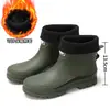 Botas de lluvia rojas populares transfronterizas para hombres y mujeres, zapatos de goma antideslizantes de caña corta para exteriores para parejas, botas de lluvia Chelsea, zapatos de cocina