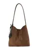 Bolsa feminina de grande capacidade, minimalista, nova coleção de inverno 2026, acabamento fosco retrô, bolsa de ombro, bolsa transversal, bolsa tote de alta qualidade