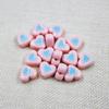 Venta al por mayor de accesorios de joyería, cuentas de colores con agujeros rectos, cuentas acrílicas de imitación de porcelana con forma de corazón de melocotón, accesorios de perlas con forma de corazón de melocotón con agujeros pequeños