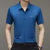 Camisa Masculina Business Casual 2023 Nova Chegada Verão Jovem e de Meia-Idade Seda de Gelo Slim Fit Camisa da Moda