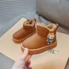 Zapatos de Algodón para Niñas Invierno 2026 Nuevos Botas de Nieve Cálidas con Felpa para Niños Botas de Algodón con Pelo de Perro Canela Antideslizantes Engrosadas