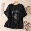 Foto Real da Camiseta Artística Simples de Manga Curta Estilo Novo 2025 para Mulheres Solta Estampada Retrô Pulôver Casual Versátil
