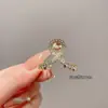 Presilha de Cabelo Pequena de Pérolas de Luxo, Presilha Exquisita para Meio Preso para Mulheres, Novo Modelo 2026, Acessório de Cabelo Presilha de Nuca