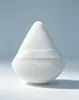 Esponja de pó triangular ultra macia com flocos, não absorvente para pó solto, esponja de fixação de maquiagem preta dupla face, ferramenta de beleza do tamanho do polegar