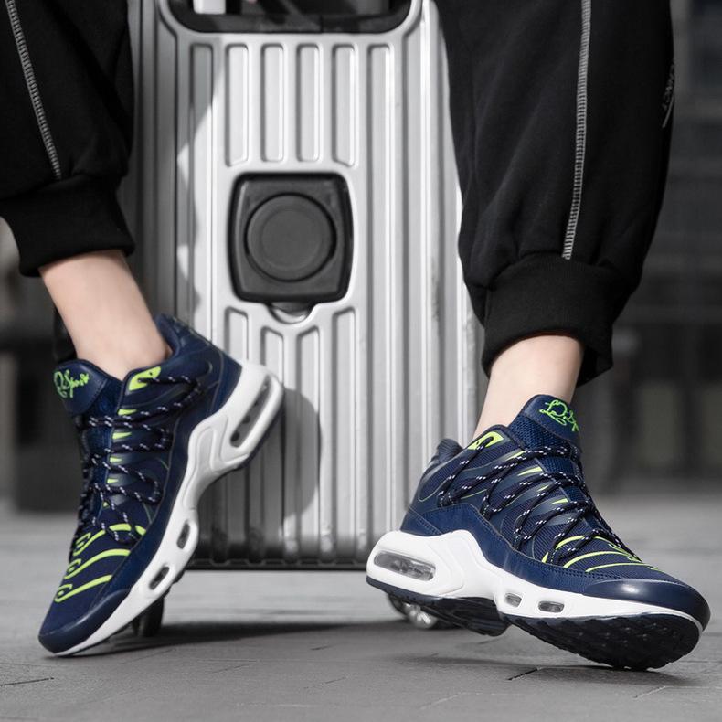 男鞋大码飞织运动鞋透气