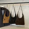 Bolso Casual Pequeño para Mujer 2025 Nuevo Versátil Bolso de Axila Bolso de Hombro para Viajero Bolso Satchel Otoño e Invierno Nuevo Bolso Tote