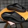 Chinelo sensação de pisar em merda masculino verão antiderrapante casa praia casual chinelo fresco sola grossa resistente ao desgaste esportivo chinelo de coco