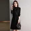 Vestido Suéter de Tricô de Alta Qualidade Duas Peças para Mulheres no Outono e Inverno, Mães Jovens, Vestido Suéter de Comprimento Médio Petite