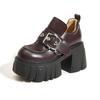 Mocassins de Solado Grosso para Mulheres, Estilo Britânico, Novo Modelo Primavera 2026, Sapatos Plataforma Versáteis com Aumento Oculto de Altura, Sapatos de Couro Slip-On