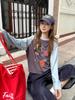Camiseta de Manga Raglán con Estampado de Graffiti y Bloques de Color para Mujer, Nueva Tendencia Primavera y Otoño 2026 Estilo Americano Suelta Base Corta Manga Larga
