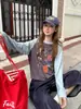 Camiseta de Manga Larga con Estampado de Graffiti de Nicho, Bloques de Color y Mangas Raglán para Mujer, Cubierta Protectora Solar, Prenda Base para Primavera y Otoño 2026