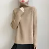 Suéter de cuello alto para mujer talla grande, nueva colección otoño/invierno 2025, base de punto acanalado, simple y versátil, suéter grueso para mujer